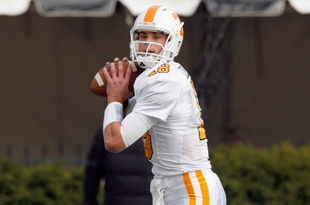 NASHVILLE, TN - NOVEMBER 22: Quarterback  B.J. Coleman #18 of the Tennessee Volunteers warms up before the game against the Vanderbilt Commodores at Vanderbilt Stadium on November 22, 2008 in Nashville, North Carolina.  (Photo by Kevin C. Cox/Getty Images)