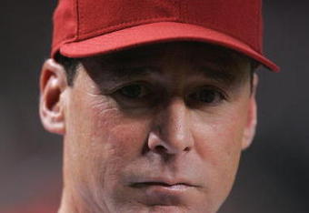 PHOENIX - APRIL 7:  Manager Bob Melvin of the Arizona Diamondbacks looks on during the game against the Los Angeles Dodgers at Chase Field on April 7, 2008 in Phoenix, Arizona. (Photo by Jeff Gross/Getty Images)