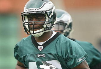 PHILADELPHIA - MAY 1: Wide receiver Jeremy Maclin #18 of the Philadelphia Eagles runs during minicamp practice at the NovaCare Complex on May 1, 2009 in Philadelphia, Pennsylvania. (Photo by Hunter Martin/Getty Images)