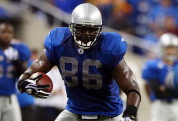 DETROIT - NOVEMBER 09:  Michael Gaines #86 of the Detroit Lions runs the ball against the Jacksonville Jaguars on November 9, 2008 at Ford Field in Detroit, Michigan.  (Photo by Jim McIsaac/Getty Images)
