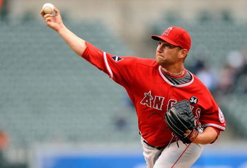 BALTIMORE - APRIL 29:  Shane Loux #68 of the Los Angeles Angels of Anaheim pitches against the Baltimore Orioles at Camden Yards on April 29, 2009 in Baltimore, Maryland.  (Photo by Greg Fiume/Getty Images)