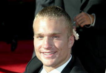 HOLLYWOOD - JULY 14:  Wrestler Kyle Maynard attends the 12th Annual ESPY Awards held at the Kodak Theatre on July 14, 2004 in Hollywood, California.  This year's ESPY's will air Sunday, July 16th on ESPN beginning 9 PM EST/6 PM EST.  (Photo by Frazer Harrison/Getty Images)