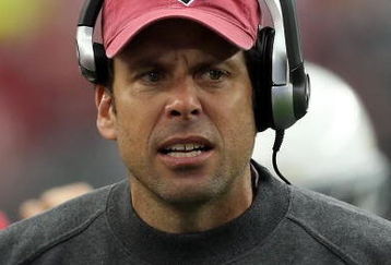 GLENDALE, AZ - JANUARY 18:  Offensive Coordinator Todd Haley of the Arizona Cardinals looks on against the Philadelphia Eagles during the NFC championship game on January 18, 2009 at University of Phoenix Stadium in Glendale, Arizona.  (Photo by Jed Jacobsohn/Getty Images)