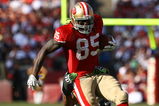 SAN FRANCISCO - OCTOBER 26:  Tight end Vernon Davis #85 of the San Francisco 49ers carries the ball in the third quarter against the Seattle Seahawks at Candlestick Park on October 26, 2008 in San Francisco, California. The Seahawks defeated the 49ers 34-13.  (Photo by Jeff Gross/Getty Images)