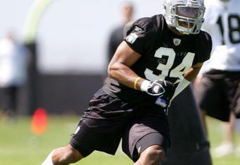 ALAMEDA, CA - MAY 08:  Mike Mitchell #34 of the Oakland Raiders runs drills during the Raiders minicamp at the team's permanent training facility on May 8, 2009 in Alameda, California.  (Photo by Ezra Shaw/Getty Images)