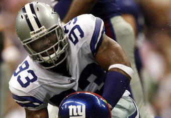 IRVING, TX - SEPTEMBER 9:  Anthony Spencer #93 of the New York Giants sacks Eli Manning #10 of the Dallas Cowboys at Texas Stadium September 9, 2007 in Irving, Texas.  (Photo by Layne Murdoch/Getty Images)