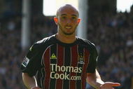 LIVERPOOL, UNITED KINGDOM - APRIL 25:  Stephen Ireland of Manchester City celebrates after scoring the second goal during the Barclays Premier League match between Everton and Manchester City at Goodison Park on April 25, 2009 in Everton, England.  (Photo by Alex Livesey/Getty Images)