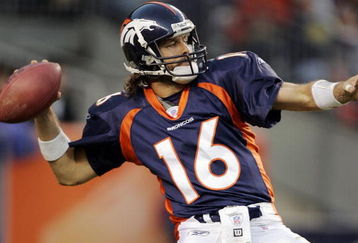 DENVER - NOVEMBER 20:  Quarterback Jake Plummer #16 of the Denver Broncos launches a long pass to Ashley Lelie against the New York Jets at the end of the third quarter on November 20, 2005 at Invesco Field at Mile High in Denver, Colorado.  The Broncos won 27-0. (Photo by Brian Bahr/Getty Images)