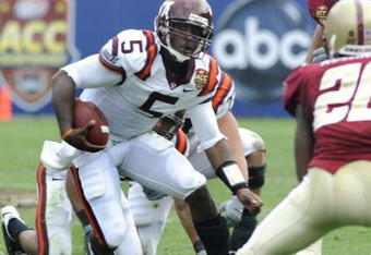 TAMPA, FL - DECEMBER 6: Quarterback Tyron Taylor #5 of the Virginia Tech Hokies rushes upfield against the Boston College Eagles in the 2008 ACC Football Championship game at Raymond James Stadium on December 6, 2008 in Tampa, Florida.  (Photo by Al Messerschmidt/Getty Images)