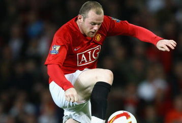 MANCHESTER, UNITED KINGDOM - APRIL 22:   Wayne Rooney of Manchester United in action during the Barclays Premier League match between Manchester United and Portsmouth at Old Trafford on April 22, 2009 in Manchester, England. (Photo by Alex Livesey/Getty Images)