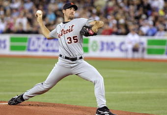 TORONTO - APRIL 6:  Justin Verlander #35 of the Detroit Tigers delivers the pitch during the Opening Day game against the Toronto Blue Jays at the Rogers Centre April 6, 2009 in Toronto, Ontario. (Photo by: Dave Sandford/Getty Images)