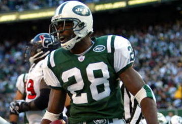 EAST RUTHERFORD, NJ - DECEMBER 5:  Curtis Martin #28 of the New York Jets celebrates his touchdown in the third quarter against the Houston Texans on December 5, 2004 at Giants Stadium in East Rutherford, New Jersey. The Jets defeated the Texans 29-7.  (Photo by Chris Trotman/Getty Images)