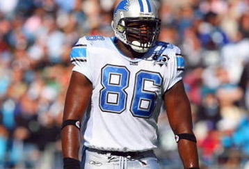 CHARLOTTE, NC - NOVEMBER 16:  Michael Gaines #86 of the Detroit Lions lines up in position during their NFL game against the Carolina Panthers at Bank of America Stadium on November 16, 2008  in Charlotte, North Carolina. The Panthers defeated the Lions 31-22. (Photo by Streeter Lecka/Getty Images)