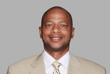 EAST RUTHERFORD, NJ - 2008:  Jerry Reese of the New York Giants poses for his 2008 NFL headshot at photo day in East Rutherford, New Jersey.  (Photo by Getty Images)