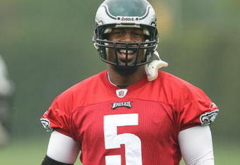 PHILADELPHIA - MAY 1: Quarterback Donovan McNabb #5 of the Philadelphia Eagles looks on during minicamp practice at the NovaCare Complex on May 1, 2009 in Philadelphia, Pennsylvania. (Photo by Hunter Martin/Getty Images)