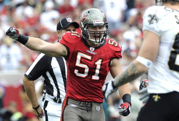 TAMPA, FL - NOVEMBER 30: Linebacker Barrett Ruud #51 of the Tampa Bay Buccaneers sets on defense against the New Orleans Saints at Raymond James Stadium on November 30, 2008 in Tampa, Florida.  (Photo by Al Messerschmidt/Getty Images) 