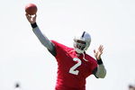 ALAMEDA, CA - MAY 08:  JaMarcus Russell #2 of the Oakland Raiders throws the ball during the Raiders minicamp at the team's permanent training facility on May 8, 2009 in Alameda, California.  (Photo by Ezra Shaw/Getty Images)