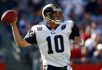 FOXBORO, MA - OCTOBER 26:  Marc Bulger #10 of the St. Louis Rams throws against the New England Patriots   at Gillette Stadium on October 26, 2008 in Foxboro, Massachusetts. (Photo by Jim Rogash/Getty Images)