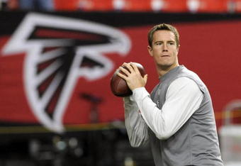 ATLANTA - DECEMBER 14:  Quarterback Matt Ryan #2 of the Atlanta Falcons warms up before play against the Tampa Bay Buccaneers at the Georgia Dome on December 14, 2008 in Atlanta, Georgia.  (Photo by Al Messerschmidt/Getty Images)