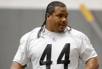 PITTSBURGH - MAY 01:  Frank Summers #44 of the Pittsburgh Steelers looks on during rookie training camp at the Pittsburgh Steelers Practice Facility on May 1, 2009 in Pittsburgh, Pennsylvania.  (Photo by Joe Sargent/Getty Images)