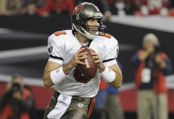 ATLANTA - DECEMBER 14: Quarterback Brian Griese #8 of the Tampa Bay Buccaneers sets to pass against the Atlanta Falcons at the Georgia Dome on December 14, 2008 in Atlanta, Georgia.  (Photo by Al Messerschmidt/Getty Images) 