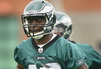 PHILADELPHIA - MAY 1: Wide receiver Jeremy Maclin #18 of the Philadelphia Eagles runs during minicamp practice at the NovaCare Complex on May 1, 2009 in Philadelphia, Pennsylvania. (Photo by Hunter Martin/Getty Images)