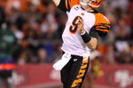 SAN FRANCISCO - DECEMBER 15:  Carson Palmer #9 of the Cincinnati Bengals passes against the San Francisco 49ers during an NFL game on December 15, 2007 at Monster Park in San Francisco, California.  (Photo by Jed Jacobsohn/Getty Images)