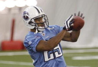 NASHVILLE, TN - MAY 1: Ryan Mouton #29 of the Tennessee Titans catches the ball during the Tennessee Titans Minicamp on May 1, 2009 at Baptist Sports Park in Nashville, Tennessee. (Photo by Joe Murphy/Getty Images)
