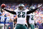 EAST RUTHERFORD, NJ - JANUARY 11:  Asante Samuel #22 of the Philadelphia Eagles celebrates after intercepting a ball against the New York Giants during the NFC Divisional Playoff Game on January 11, 2009 at Giants Stadium in East Rutherford, New Jersey.  (Photo by Al Bello/Getty Images)
