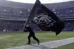 09 Dec 2001 : Philadelphia Eagles flag is presented during the game at Veterans Stadium in Philadelphia, Pennsylvania. The Eagles defeat the Chargers 24-14. DIGITAL IMAGE. Mandatory Credit: Doug Pensinger/Allsport