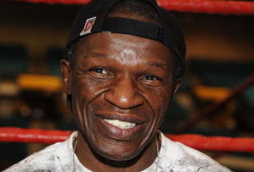 LAS VEGAS - APRIL 28:  Floyd Mayweather is seen  at The MGM Grand Garden Arena at the MGM Grand Hotel and Casino on April 28, 2009 in Las Vegas, Nevada.  (Photo by Denise Truscello/Getty Images)
