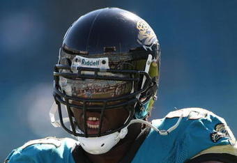 JACKSONVILLE, FL - OCTOBER 26:  Derrick Harvey #91 of the Jacksonville Jaguars  in a game against the Cleveland Browns at Jacksonville Muncipal Stadium on October 26, 2008 in Jacksonville, Florida.  (Photo by Sam Greenwood/Getty Images)