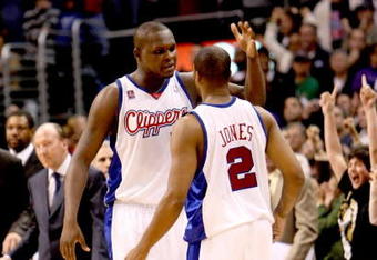 LOS ANGELES - FEBRUARY 25:  Zach Randolph #50 and Fred Jones #2 of the Los Angeles Clippers celebrate in the final seconds of the game with the Boston Celtics on February 25, 2009 at Staples Center in Los Angeles, California.  The Clippers won 93-91.   NOTE TO USER: User expressly acknowledges and agrees that, by downloading and/or using this Photograph, user is consenting to the terms and conditions of the Getty Images License Agreement. (Photo by Stephen Dunn/Getty Images)