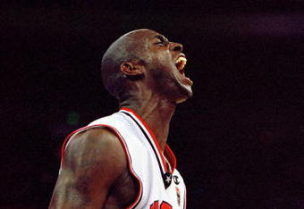 28 Sep 2000:  Kevin Garnett of the USA screams during the Mens Basketball Semi-Final against Russia at the Sydney Superdome on Day 13 of the Sydney 2000 Olympic Games in Sydney, Australia. \ Mandatory Credit: Jamie Squire /Allsport