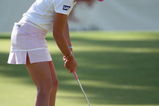 RANCHO MIRAGE, CA - APRIL 02:  Paula Creamer of the USA putts for par at the 18th hole during the first round of the 2009 Kraft Nabisco Championship, at the Mission Hills Country Club on April 2, 2009 in Rancho Mirage, California  (Photo by David Cannon/Getty Images)