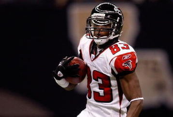 NEW ORLEANS - DECEMBER 07:  Harry Douglas #83 of the Atlanta Falcons runs with the ball against the New Orleans Saints on December 7, 2008 at the Superdome in New Orleans, Louisiana.  (Photo by Chris Graythen/Getty Images)