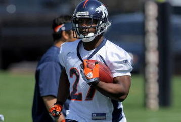 ENGLEWOOD, CO - MAY 03:  First round draft pick running back Knowshon Moreno #27 of Denver Broncos participates in practice at minicamp at the Broncos training facility on May 3, 2009 in Englewood, Colorado.  (Photo by Doug Pensinger/Getty Images)