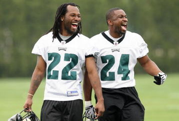 PHILADELPHIA - MAY 1: Defensive backs Asante Samuel #22 and Sheldon Brown #24 of the Philadelphia Eagles practice during minicamp at the NovaCare Complex on May 1, 2009 in Philadelphia, Pennsylvania. (Photo by Hunter Martin/Getty Images)