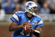 DETROIT - DECEMBER 07: Quarterback Daunte Culpepper #11 of the Detroit Lions drops back to pass against the Minnesota Vikings during the NFL game at Ford Field on December 7, 2008 in Detroit, Michigan. The Vikings defeated the Lions 20-16. (Photo by Christian Petersen/Getty Images)