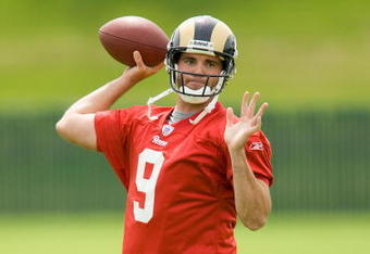 EARTH CITY, MO - MAY 2: Keith Null #9 of the St. Louis Rams passes during a mini camp on May 2, 2009 at the Russell Training Center in Earth City, Missouri.  (Dilip Vishwanat/Getty Images)