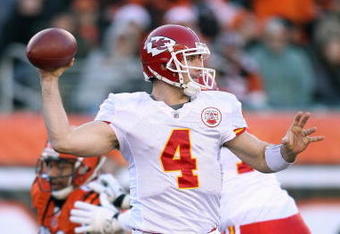 CINCINNATI - DECEMBER 28:  Quarterback Tyler Thigpen #4 of the Kansas City Chiefs passes the ball downfield during the NFL game against the Cincinnati Bengals on December 28, 2008 at Paul Brown Stadium in Cincinnati, Ohio.  (Photo by Andy Lyons/Getty Images)