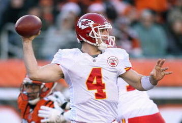 CINCINNATI - DECEMBER 28:  Quarterback Tyler Thigpen #4 of the Kansas City Chiefs passes the ball downfield during the NFL game against the Cincinnati Bengals on December 28, 2008 at Paul Brown Stadium in Cincinnati, Ohio.  (Photo by Andy Lyons/Getty Images)