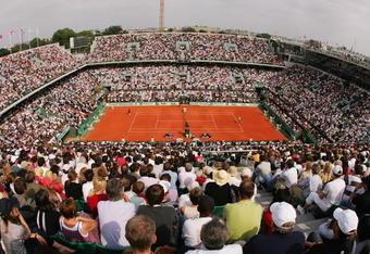 PARIS - JUNE 08:  A general view of Court Philippe Chatrier during the Men's Singles Final match between Roger Federer of Switzerland and  Rafael Nadal of Spain on day fifteen of the French Open at Roland Garros on June 8, 2008 in Paris, France.  (Photo by Matthew Stockman/Getty Images)