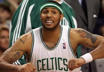 BOSTON - MAY 12:  Eddie House #50 of the Boston Celtics encourages his teamamtes from the bench in the fourth quarter against the Orlando Magic in Game Five of the Eastern Conference Semifinals during the 2009 NBA Playoffs at TD Banknorth Garden on May 12, 2009 in Boston, Massachusetts. The Celtics defeated the Magic 92-88.  NOTE TO USER: User expressly acknowledges and agrees that, by downloading and or using this photograph, User is consenting to the terms and conditions of the Getty Images License Agreement.  (Photo by Elsa/Getty Images)