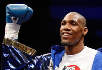 LAS VEGAS - APRIL 11:  Paul Williams gestures as he is introduced before his middleweight bout against Winky Wright  at the Mandalay Bay Events Center April 11, 2009 in Las Vegas, Nevada. Williams won by unanimous decision.  (Photo by Ethan Miller/Getty Images)