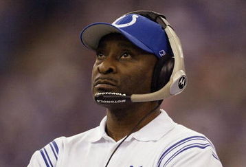 INDIANAPOLIS - DECEMBER14:  Defensive coordinator Ron Meeks of the Indianapolis Colts during the game against the Atlanta Falcons on December 14, 2003 at the RCA Dome in Indianapolis, Indiana. The Colts defeated the Falcons 34-7. (Photo by Tom Pidgeon/Getty Images)