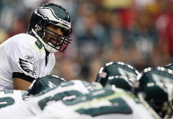 GLENDALE, AZ - JANUARY 18:  Quarterback Donovan McNabb #5 of the Philadelphia Eagles looks down the line during the NFC championship game against the Arizona Cardinals on January 18, 2009 at University of Phoenix Stadium in Glendale, Arizona.  (Photo by Jed Jacobsohn/Getty Images)