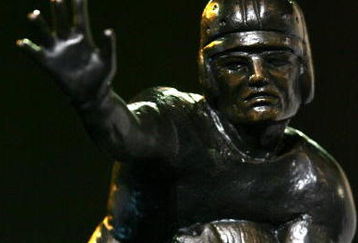 NEW YORK - DECEMBER 09:  The Heisman Trophy was presented to Troy Smith of Ohio State University on December 9, 2006 in New York City.  (Photo by Chris Trotman/Getty Images)