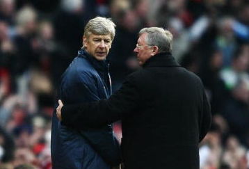 MANCHESTER, UNITED KINGDOM - APRIL 13:  Sir Alex Ferguson, manager of Manchester United consoles Arsene Wenger, manager of Arsenal after the Barclays Premier League match between Manchester United and Arsenal at Old Trafford on April 13, 2008 in Manchester, England.  (Photo by Clive Brunskill/Getty Images)