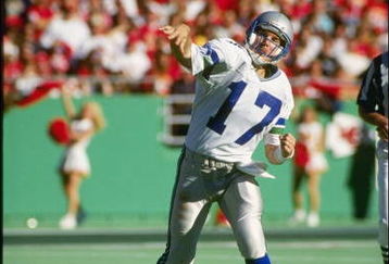 11 Nov 1990: Quarterback Dave Krieg of the Seattle Seahawks passes the ball during a game against the Kansas City Chiefs at Arrowhead Stadium in Kansas City, Missouri. The Seahawks won the game, 17-16.